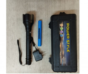 Đèn pin chiếu sáng  IPX4